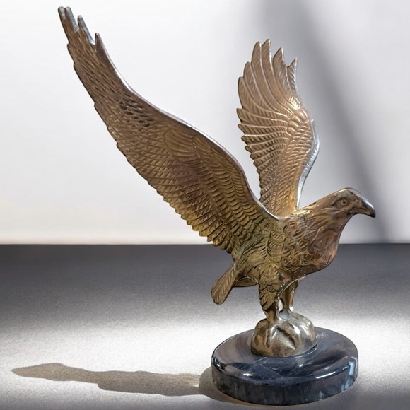 MCM Andrea By Sadek Majestic Brass Eagle Figurine Eagle Sculpture Marble Base - Picture 6 of 9